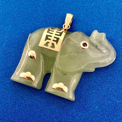 Vintage 14K Yellow Gold Carved Jade Jadeite Ruby Eye Elephant Good Luck Pendant