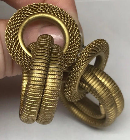 Vintage Gold Tone Mesh Ribbed Double Hoop Pierced Earrings
