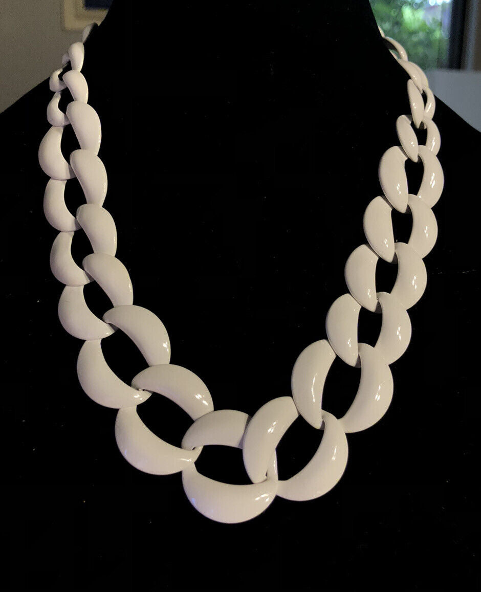 Vintage Napier Gold Tone White Enamel Four Piece Necklace Bracelet Earrings Lot