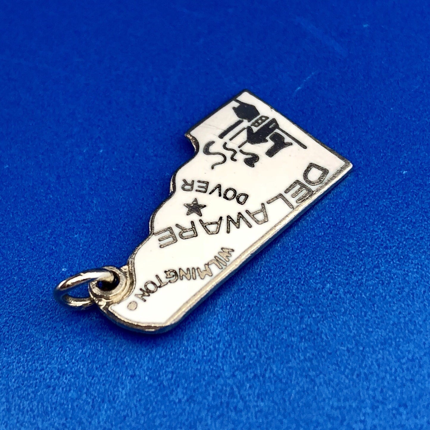 Sterling Silver State Charm - Delaware