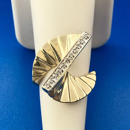 Unusual 10K Yellow Gold Diamond Spiral Fan Staircase Statement Cocktail Ring