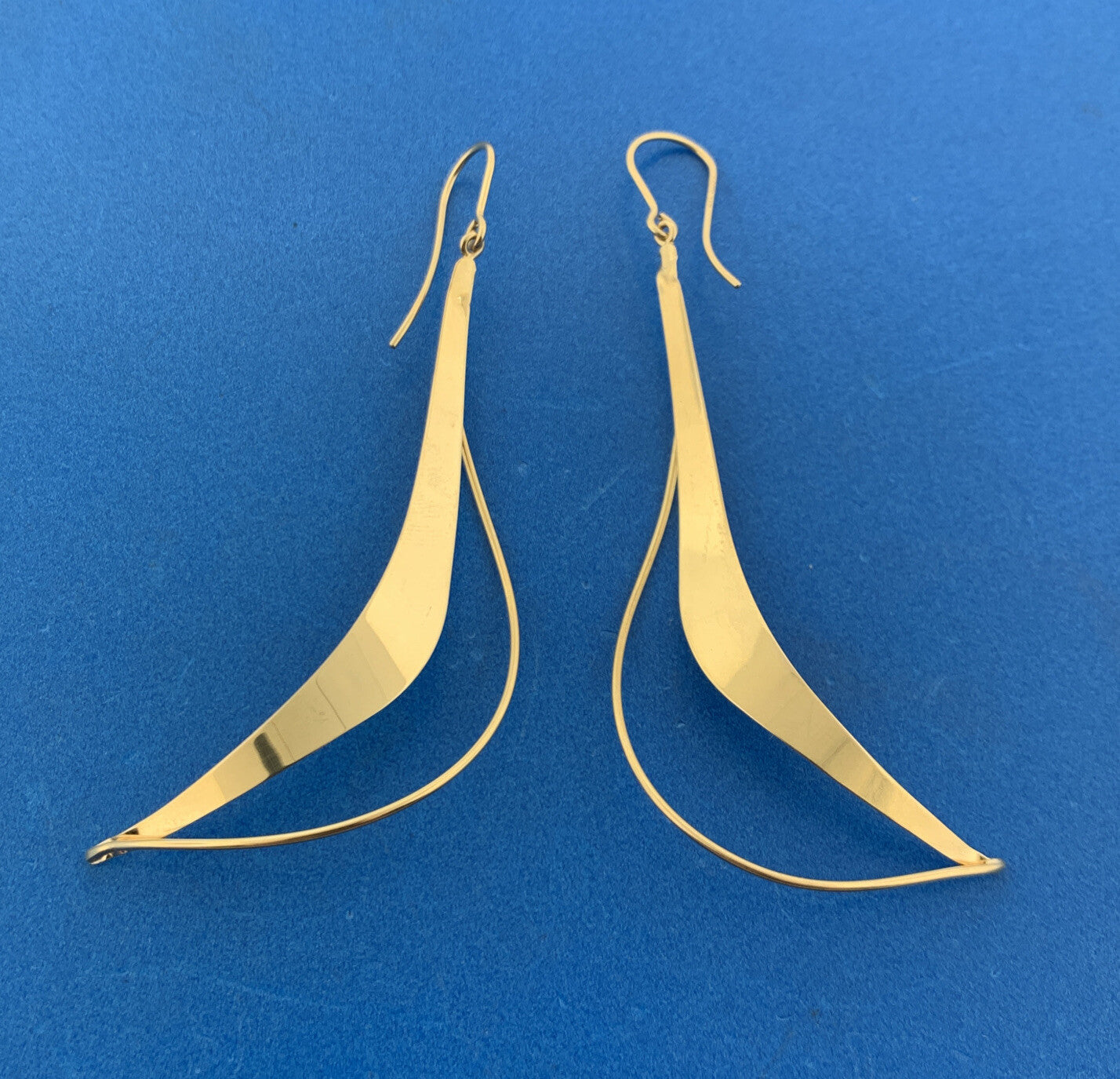 Designer NABCO 14K Yellow Gold Modernist Open Wave Statement Dangle Earrings