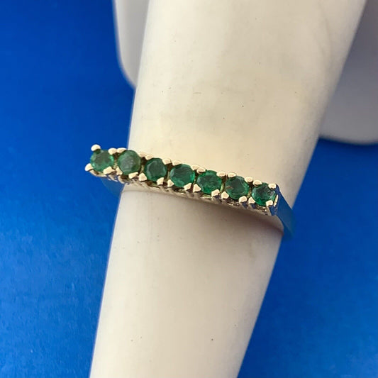 Gorgeous 14k Yellow Gold Round Cut Emerald Prong Set Raised Ring Size 5.25