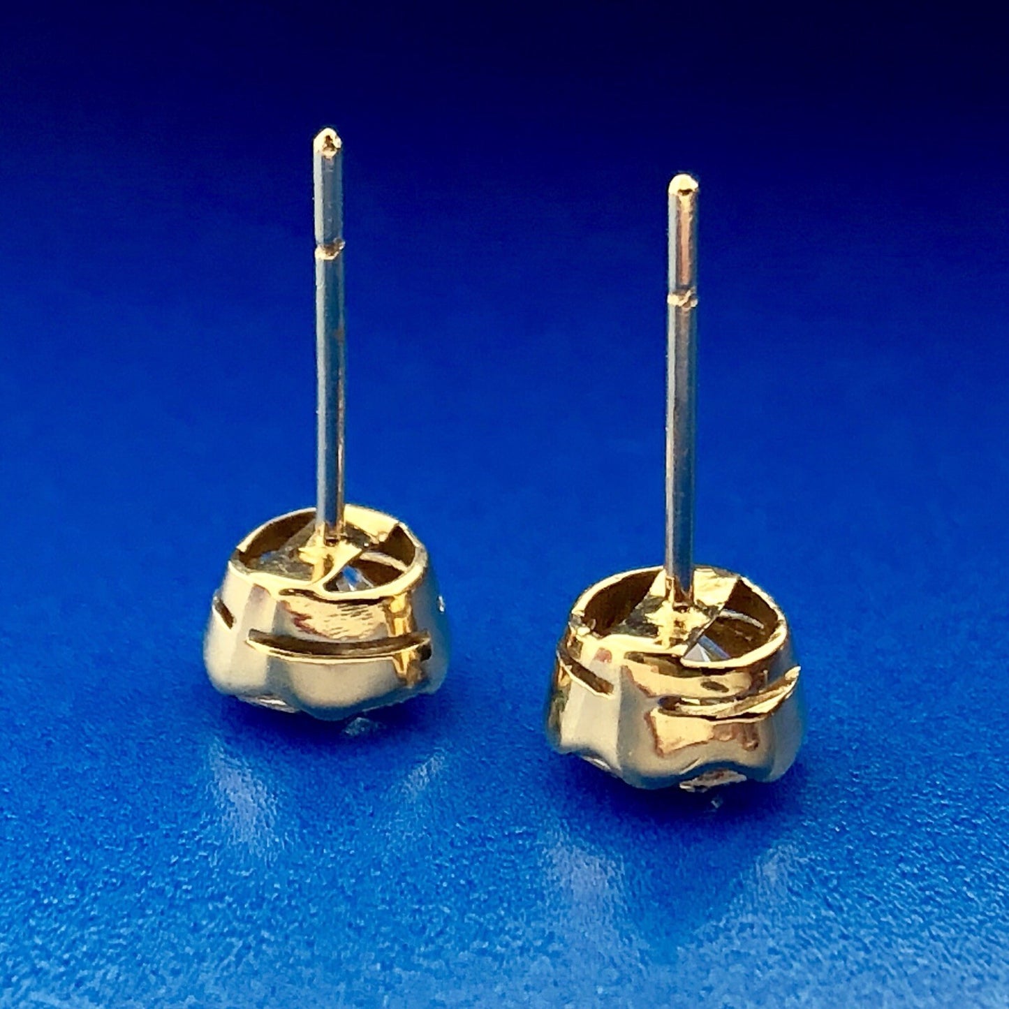 Stunning Classic 14K Yellow Gold Cubic Zirconia CZ Statement Stud Earrings