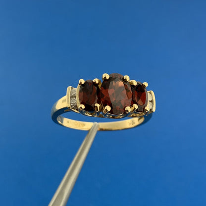 Samuel Aaron THL 10K Yellow Gold Oval Garnet Trio Diamond Accent January Ring