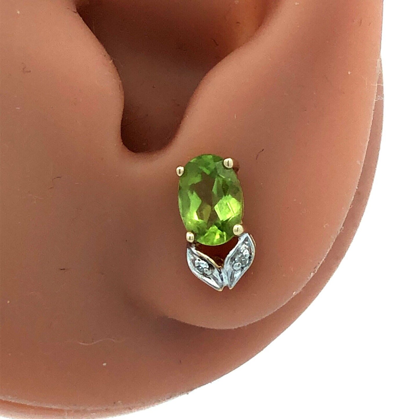 Designer 10K Yellow Gold Green Peridot Diamond August Occasion Stud Earrings