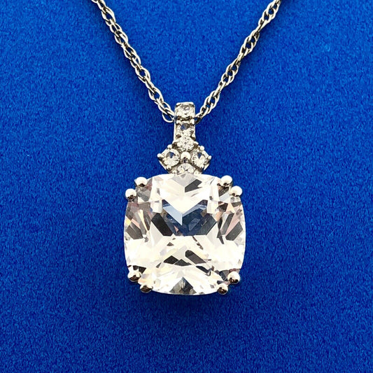 Designer 925 Sterling Silver White Topaz Diamond November Pendant Necklace