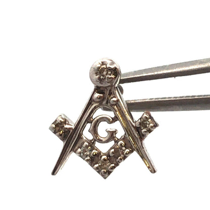 Gorgeous 14k White Gold Diamond Triangular G Mason Masonic Pin