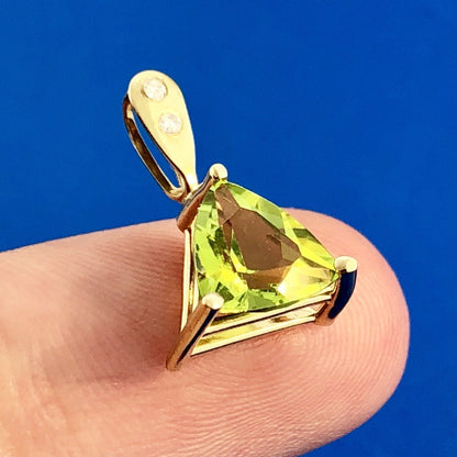 Modern 10K Yellow Gold Peridot Diamond Trapezoid August Birthstone Pendant