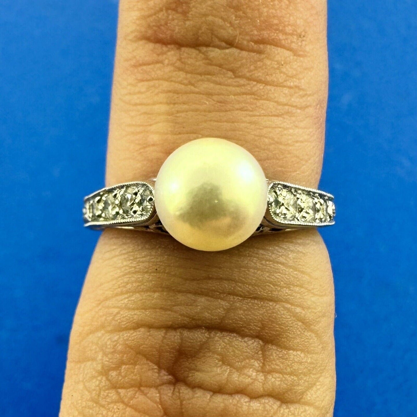 Vintage 14K White Gold Pearl Solitaire Diamond Accented Cocktail Ring