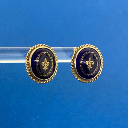 Vintage 14K Yellow Gold Blue Cobalt Gold Etched Fleur De Lis Oval Stud Earrings