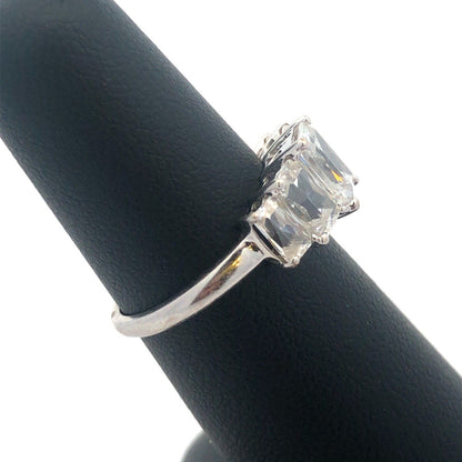 Gorgeous 14k White Gold Radiant Cut Sparkling CZ Prong Engagement Ring Size 6