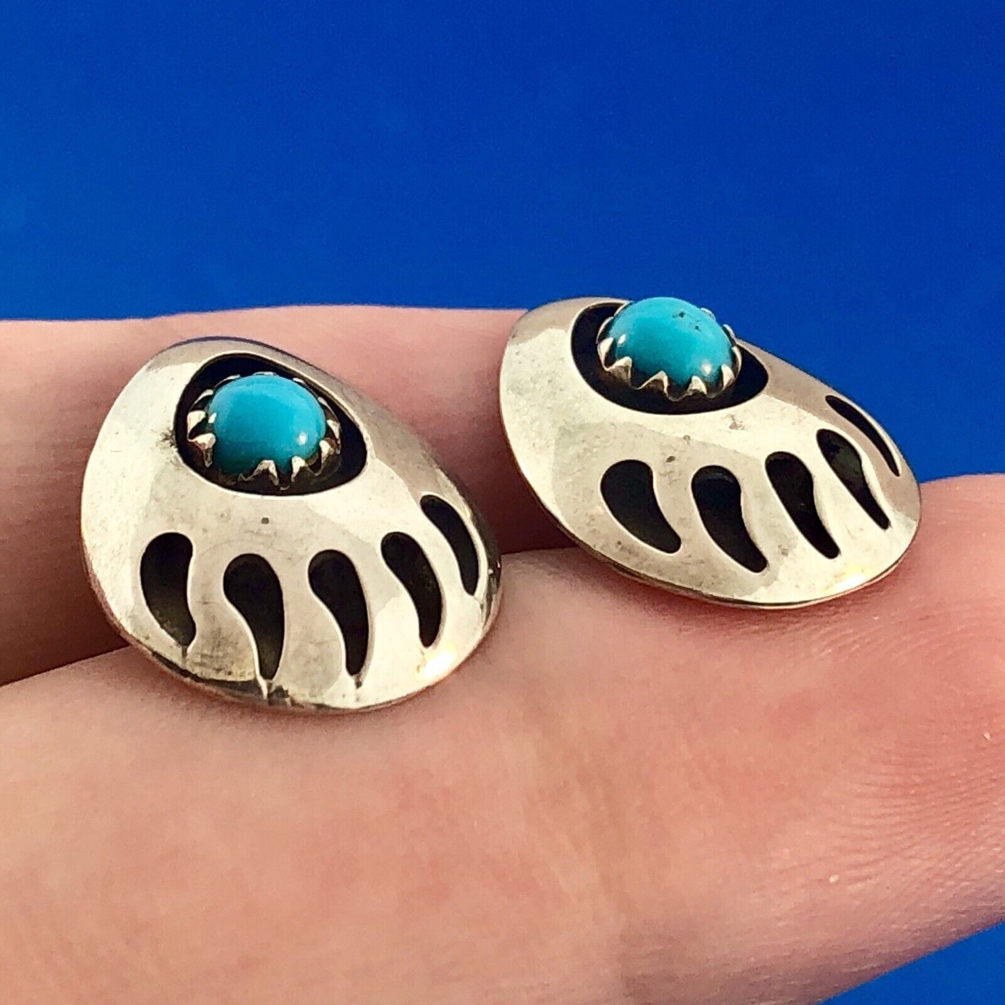 Native American Artisan DF 925 Sterling Silver Turquoise Bear Paw Claw Earrings