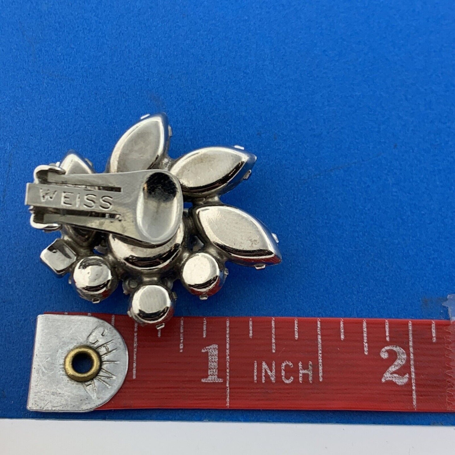 Mid Century Fabulous Weiss Austrian Crystal Rhinestone Floral Clip On Earrings