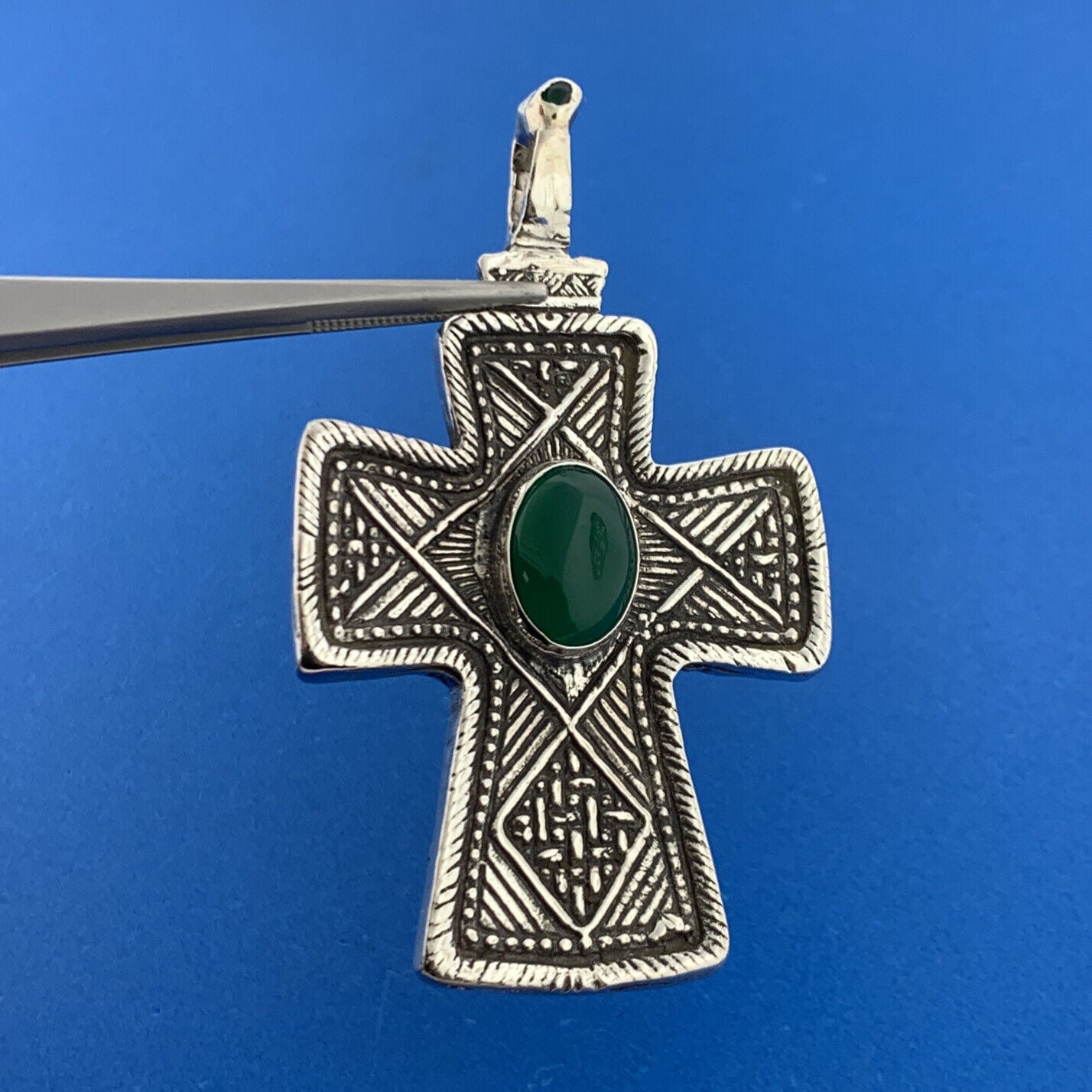 Stunning Sterling Silver 925 Cabochon Oval Emerald Religious Faith Cross Pendant