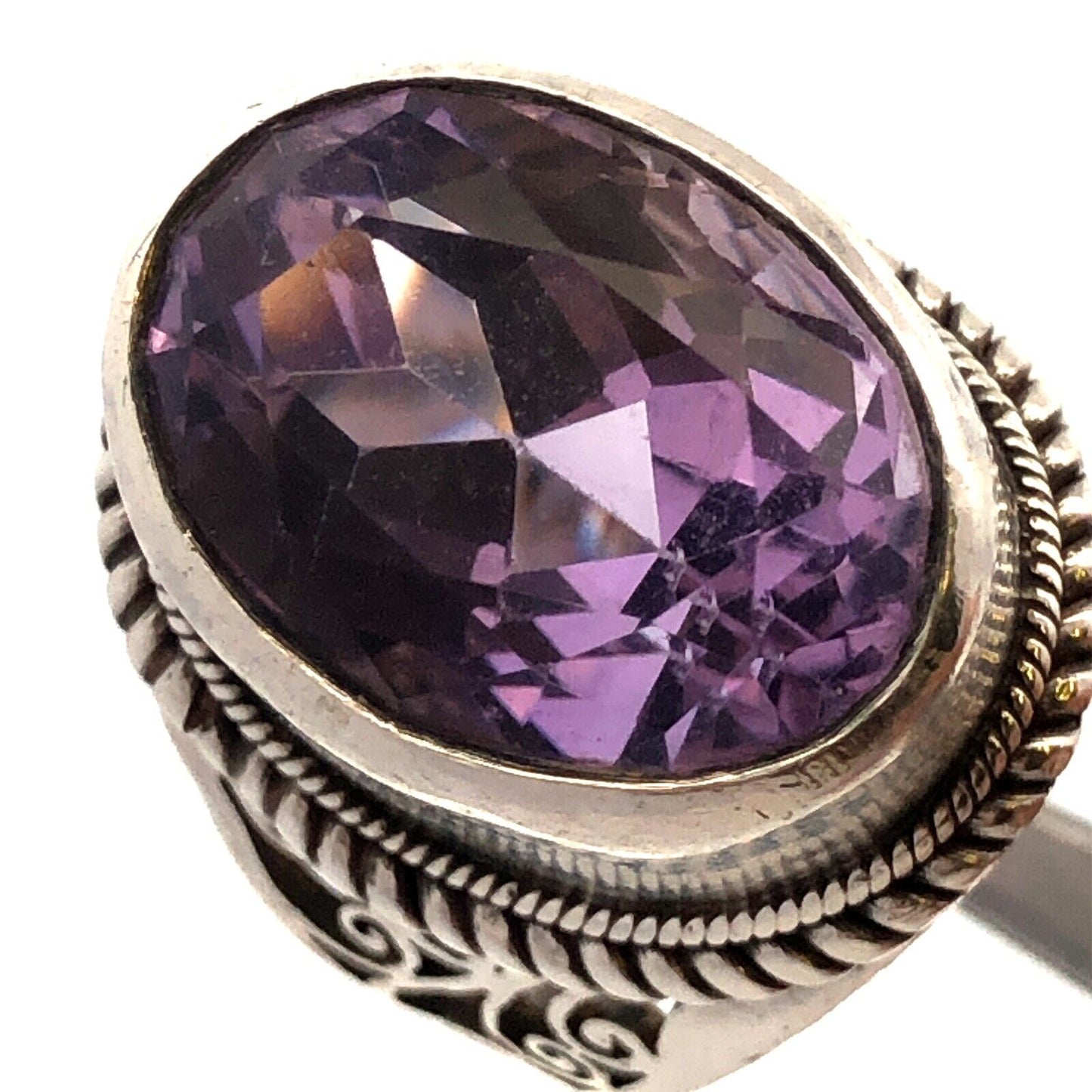 Vintage 925 Sterling Silver Oval Amethyst Floral Scroll Statement Ring