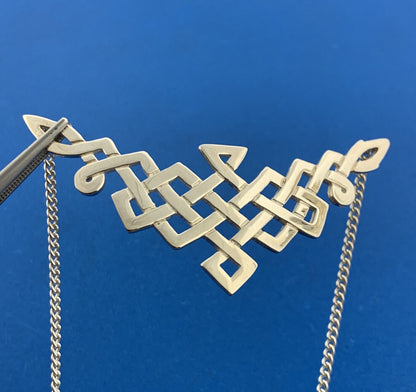 Vintage Designer 925 Sterling Silver Modernist Celtic Lines Small Bibb Necklace