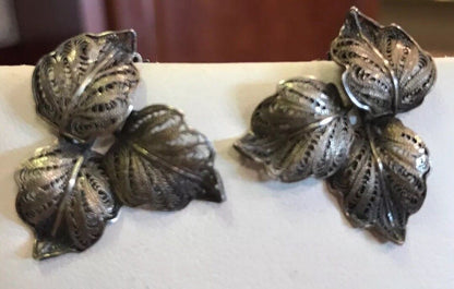 Vintage Art Deco 900 Stamped Silver Filigree Leaf Design Clip On Earrings