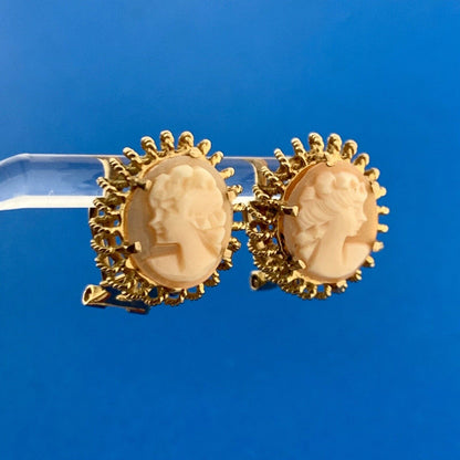 Gorgeous 14k Yellow Gold Orange Cameo Shell Rope Accent Omega Back Stud Earrings