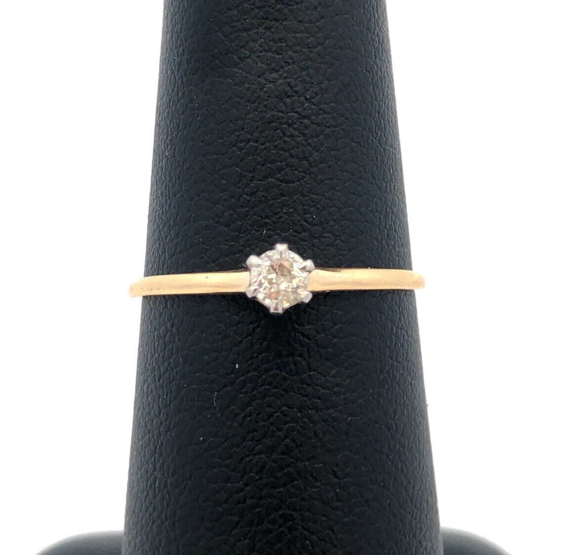 Designer 14K Yellow Gold Round Diamond Solitaire Engagement Wedding Ring