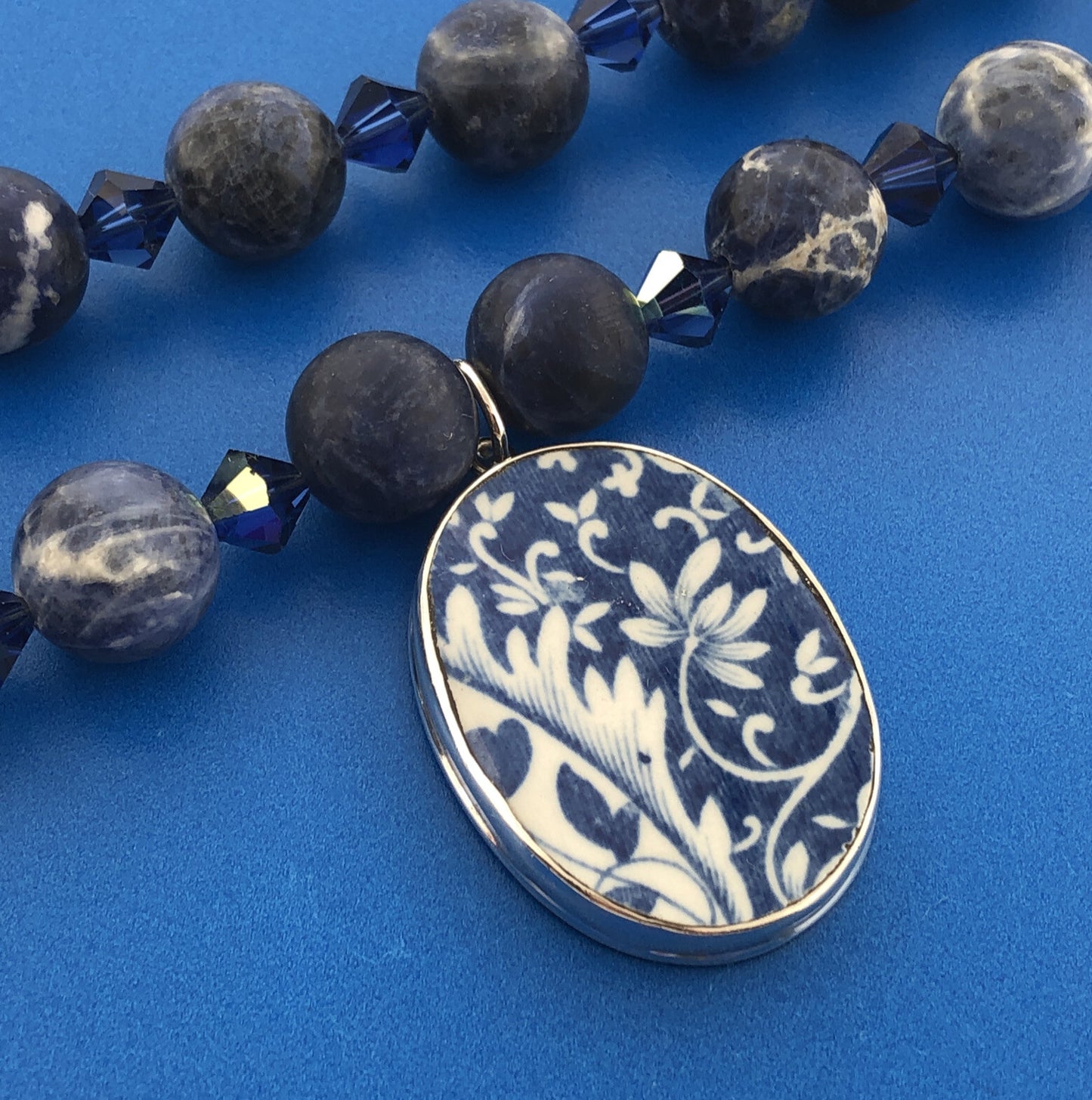 Stunning Sterling Silver 925 Blue Jasper Fine China Pendant 19" Toggle Necklace