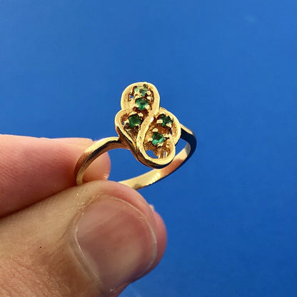 Estate 14K Yellow Gold Emerald Free Form Cluster May Anniversary Sweetheart Ring