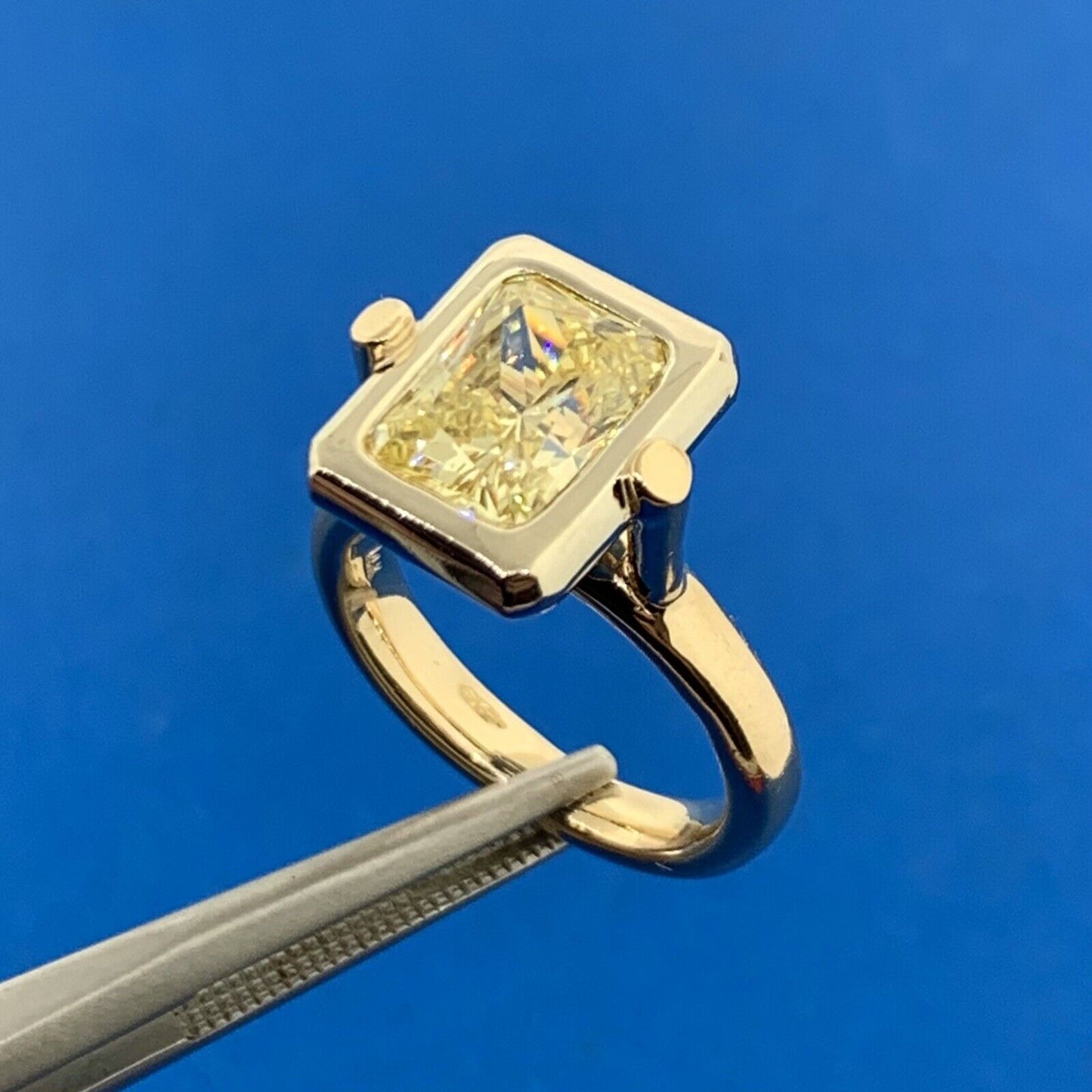 Designer 14K Yellow Gold Lemon Solitaire Statement Ring