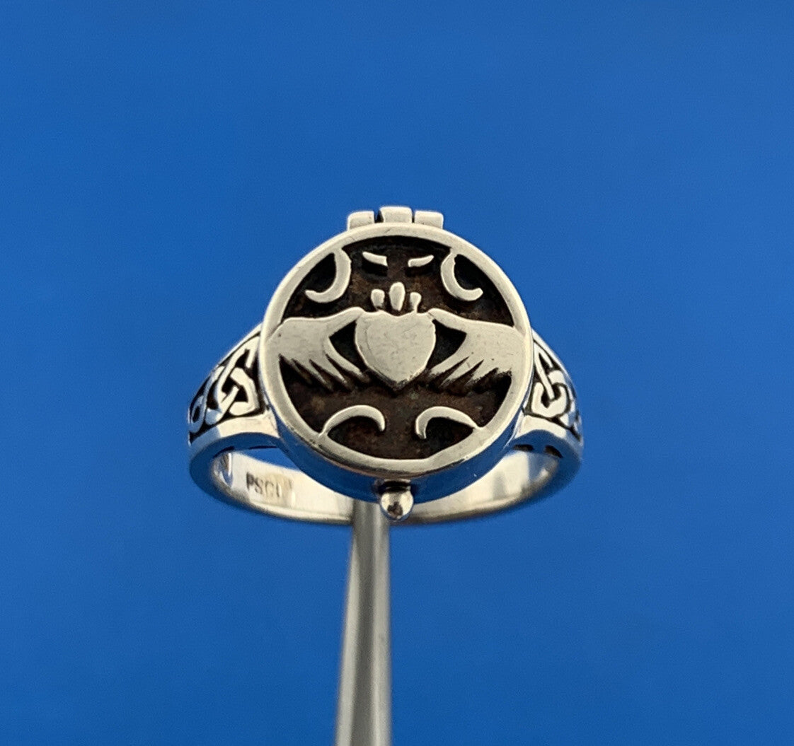 Peter Stone PSCL 925 Sterling Silver Celtic Claddagh Heart Poison Pill Ring