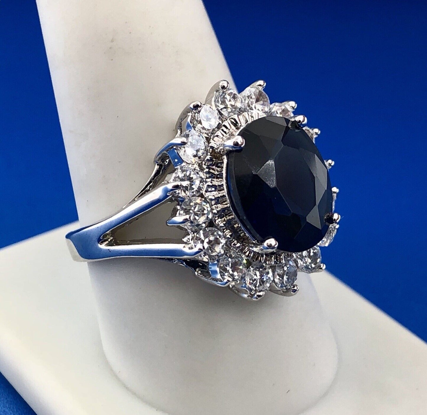 Sterling Silver 925 Blue White Cubic Zirconia CZ Statement Fashion Cocktail Ring