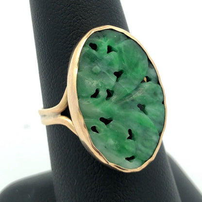 Vintage 14K Yellow Gold Oval Green Jade Hand Carved Leaves Flowers Open Ring