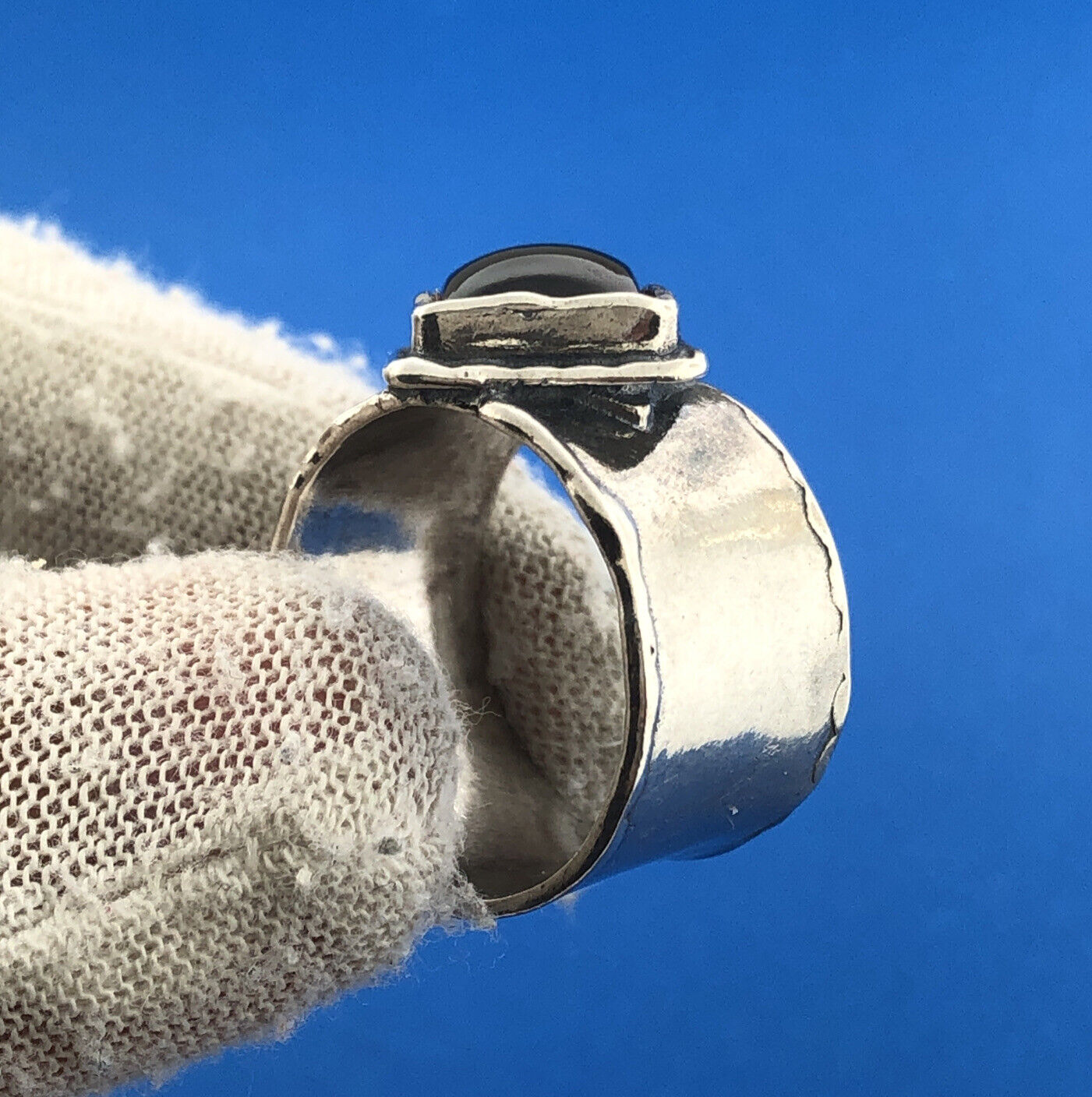 Stunning Sterling Silver 925 Cushion Cabochon Garnet Thick Band Ring Size 8.5