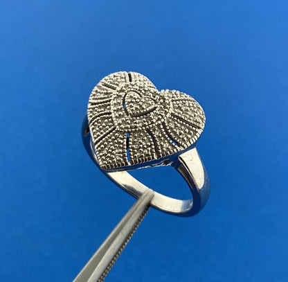 Designer EA 925 Sterling Silver Pave Diamond Heart Anniversary Dome Ring