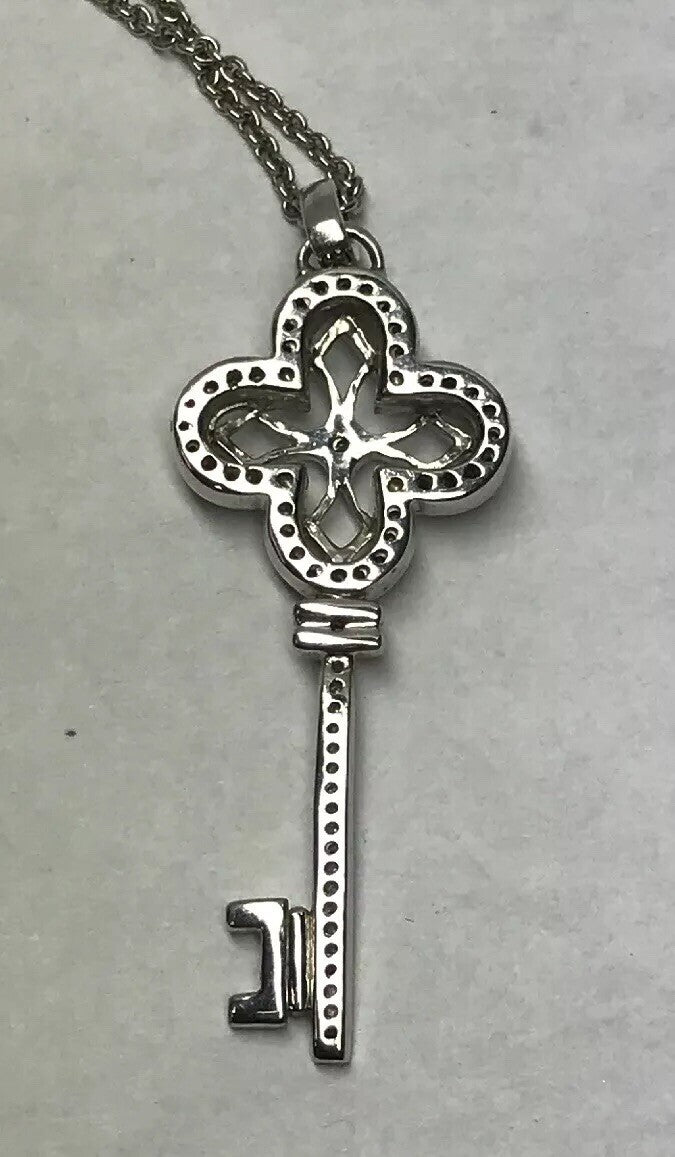 Vintage Designer Sterling Silver 925 Diamond Filigree Open Scroll Key Necklace