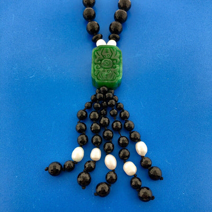 Art Deco Freshwater Pearl Black Jet Bead Carved Jade Jadeite Pendant Necklace