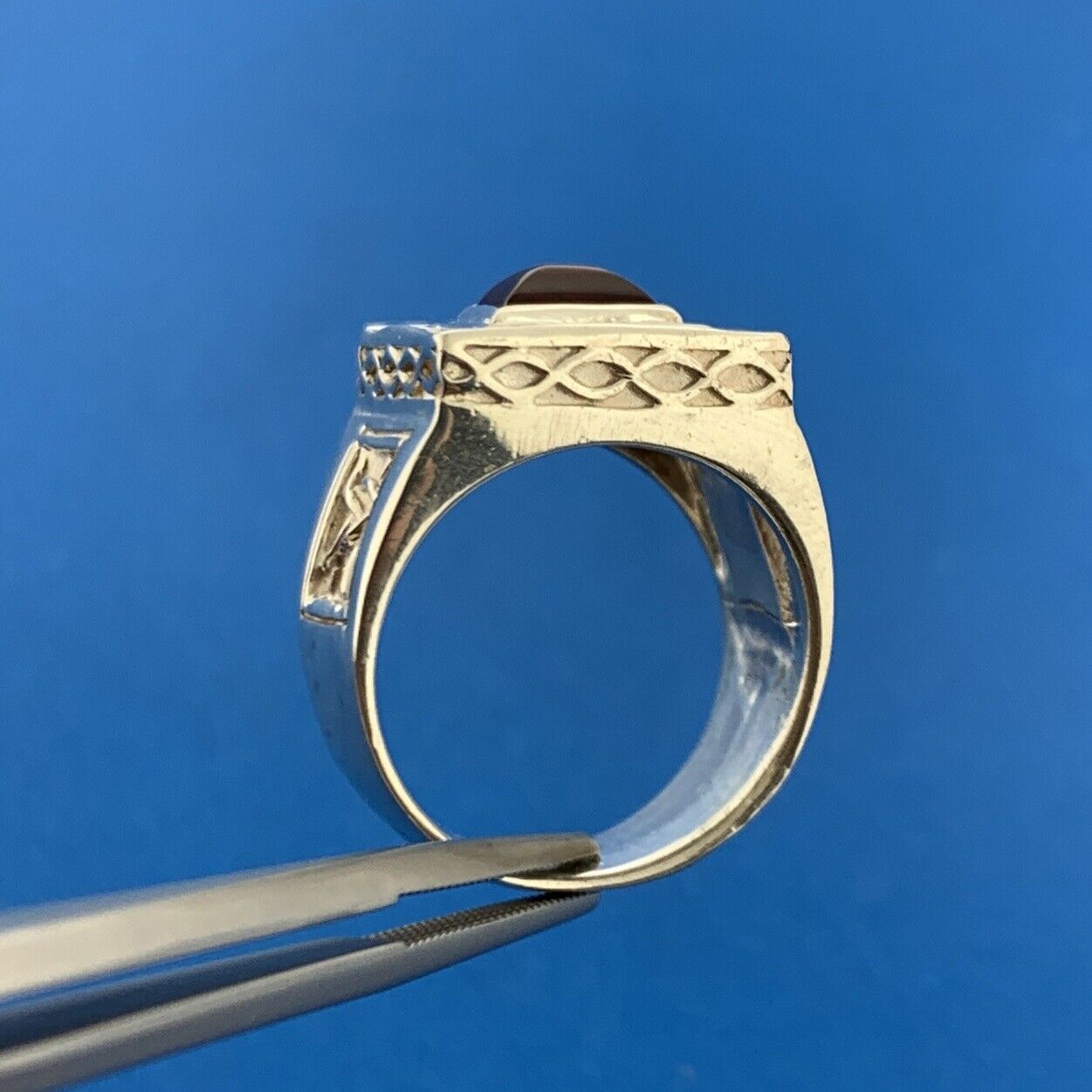 Stunning Sterling Silver 925 Cabochon Red Garnet Square Celtic Ring Size 7.75