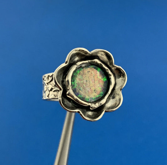 Vintage 925 Sterling Silver Opal Doublet Floral Scroll Flower Power Ring