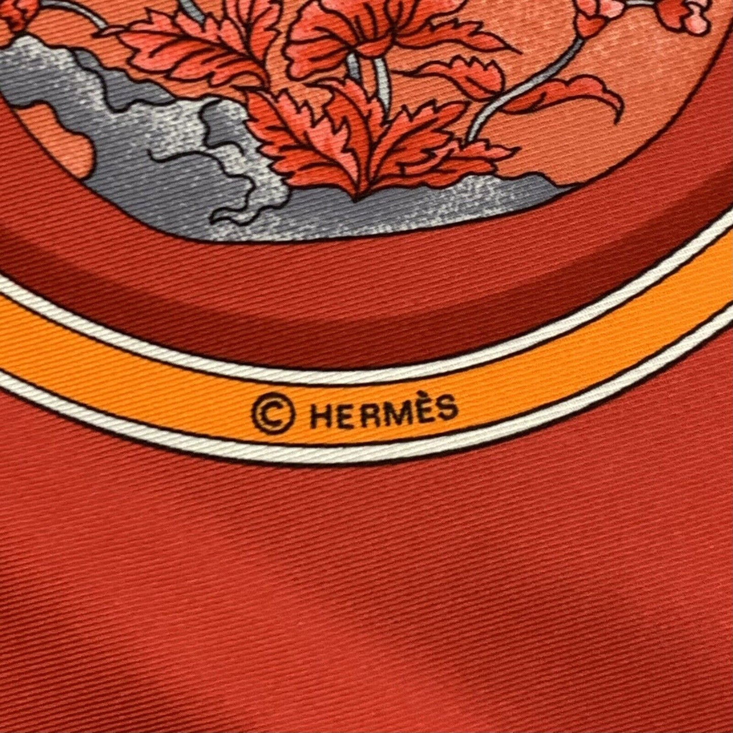 Hermes Carre 90 100% Silk Twill Crimson Qu'importe Flacon Neckerchief Scarf
