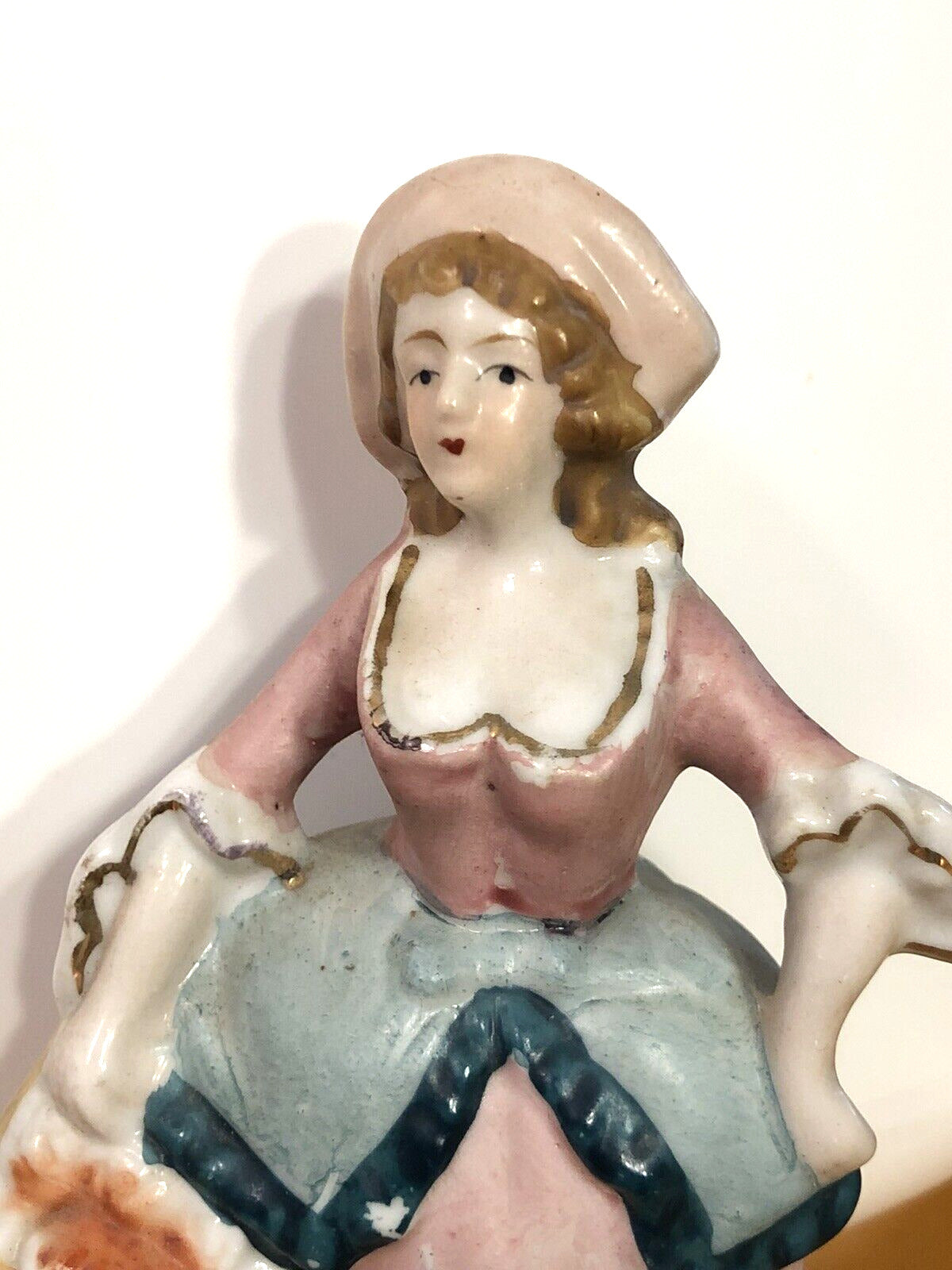 Vintage Occupied Japan Porcelain Man And Woman 2 Piece Lot Of Figurines