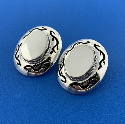 Sterling Silver 925 Native American Concho Design Engravable Oval Disc Earrings