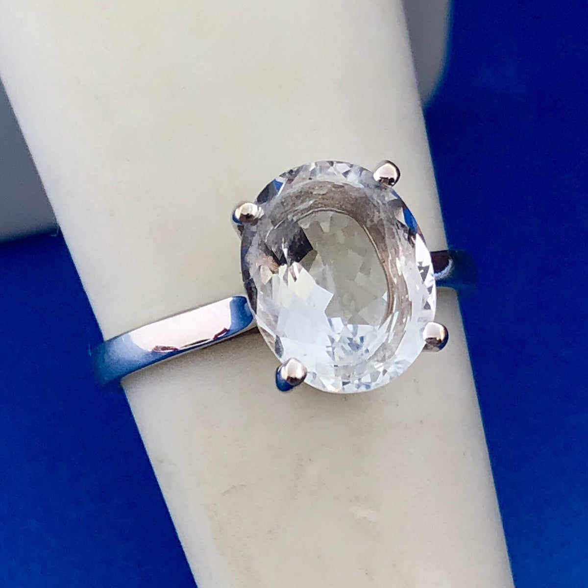 Stunning 14K White Gold Oval Cubic Zirconia CZ Solitaire Engagement Ring