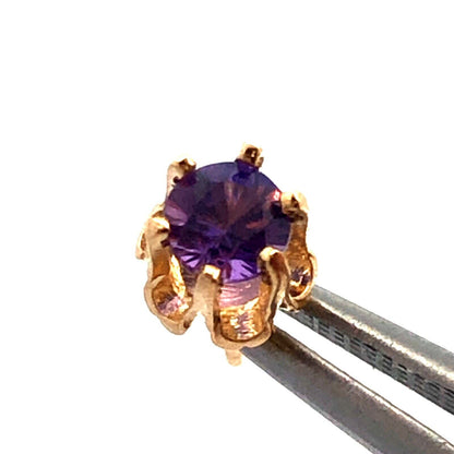 Estate 14K Yellow Gold Purple Sapphire Solitaire Buttercup Flower Stud Earrings