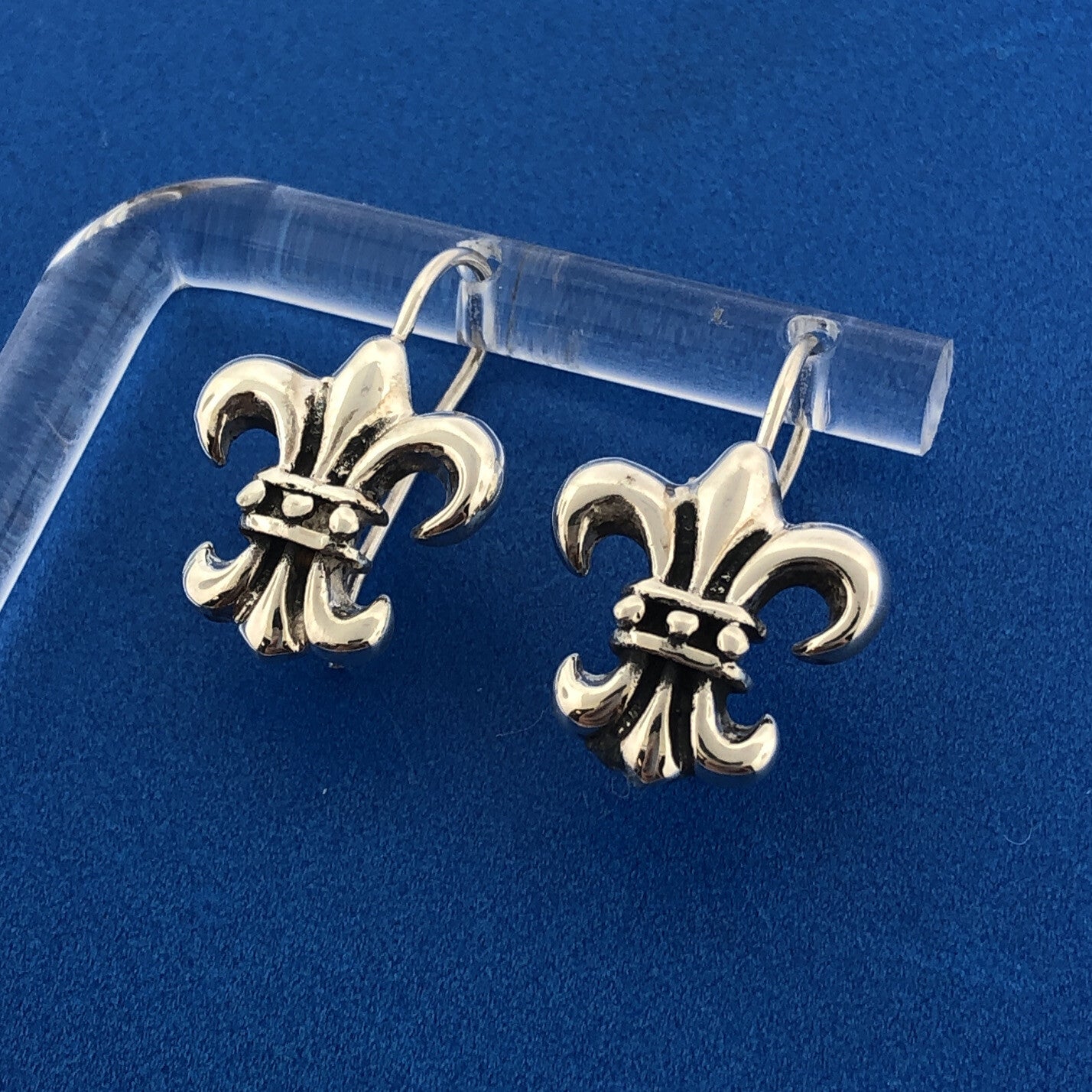 Vintage 925 Sterling Silver Fleur De Lis French Cross Slide Hook Drop Earrings