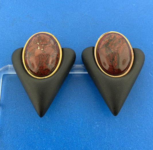 Vintage Modernist Red Jasper Black Resin Triangular Statement Clip On Earrings