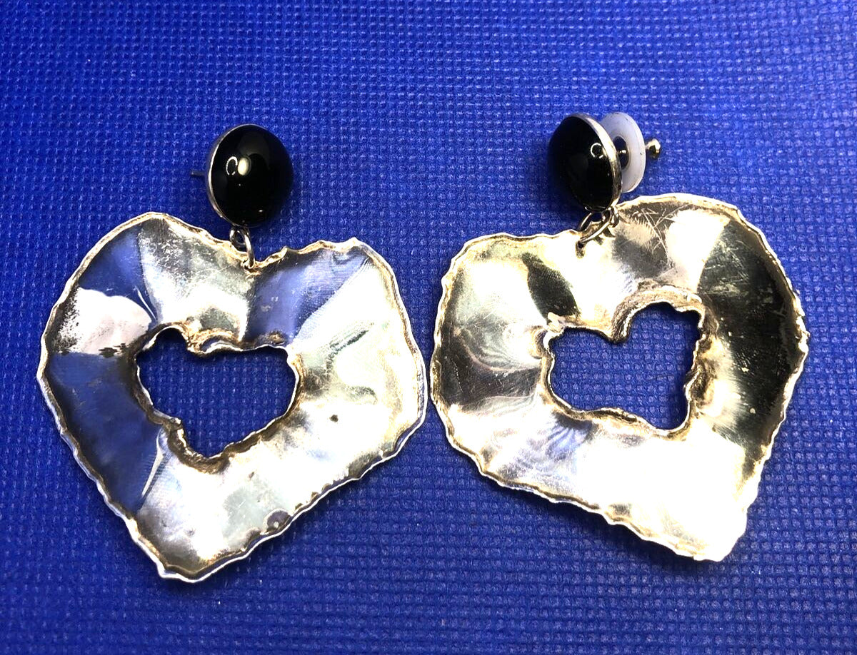 Vintage 925 Sterling Silver Onyx Hammered Edge Cutout Heart Statement Earrings