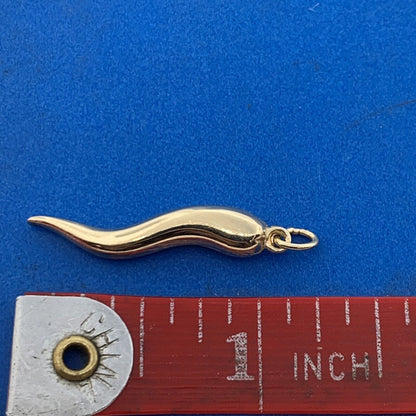 Designer 14K Yellow Gold Italian Horn Good Luck Pendant