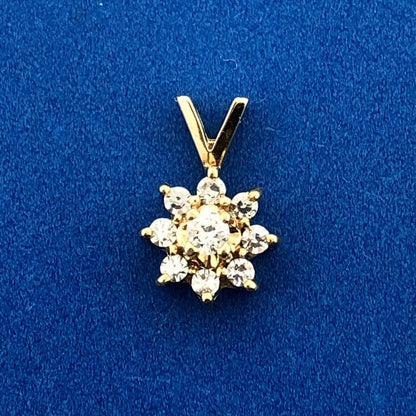 Beautiful 14k Yellow Gold Round Cut Diamond Starburst Cluster Pendant