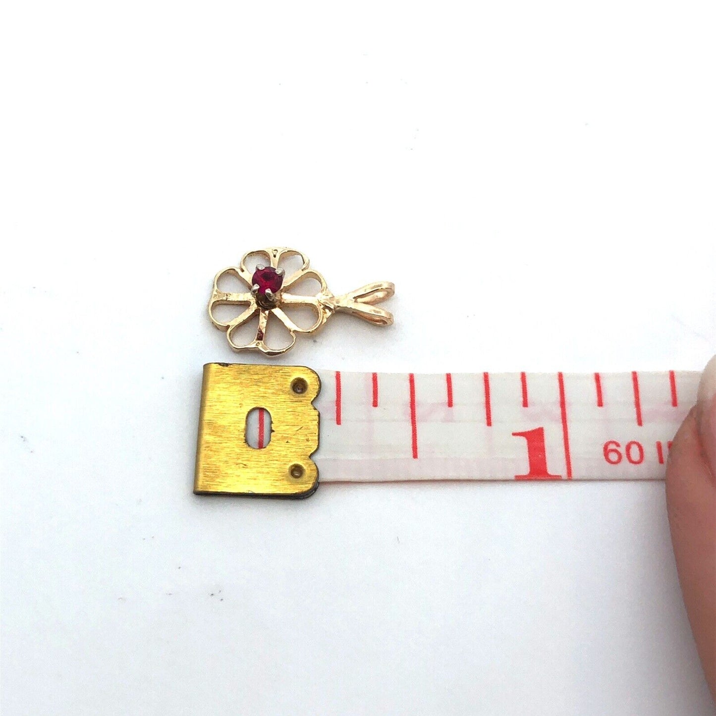 Designer 14K Yellow Gold Red Spinel Cutout Four-Leaf Clover Flower Pendant