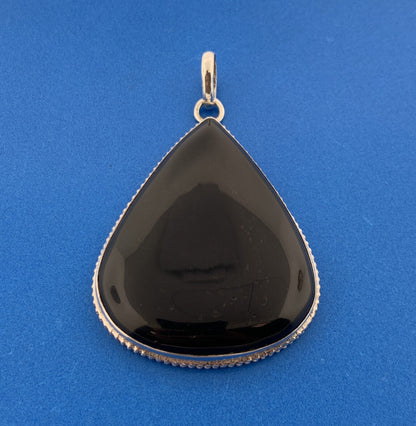 Stunning Sterling Silver 925 Cabochon Wide Onyx Teardrop Dangle Pendant