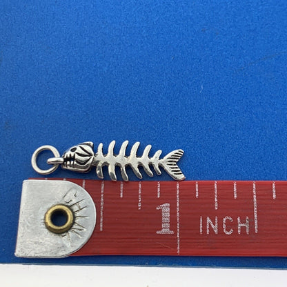 Retro 925 Sterling Silver Fish Bones Strength Tenacity Bracelet Pendant Charm