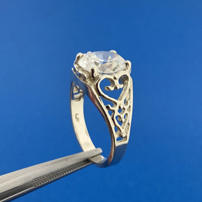 Designer 925 Sterling Silver Oval Cubic Zirconia Solitaire Sweetheart Dome Ring